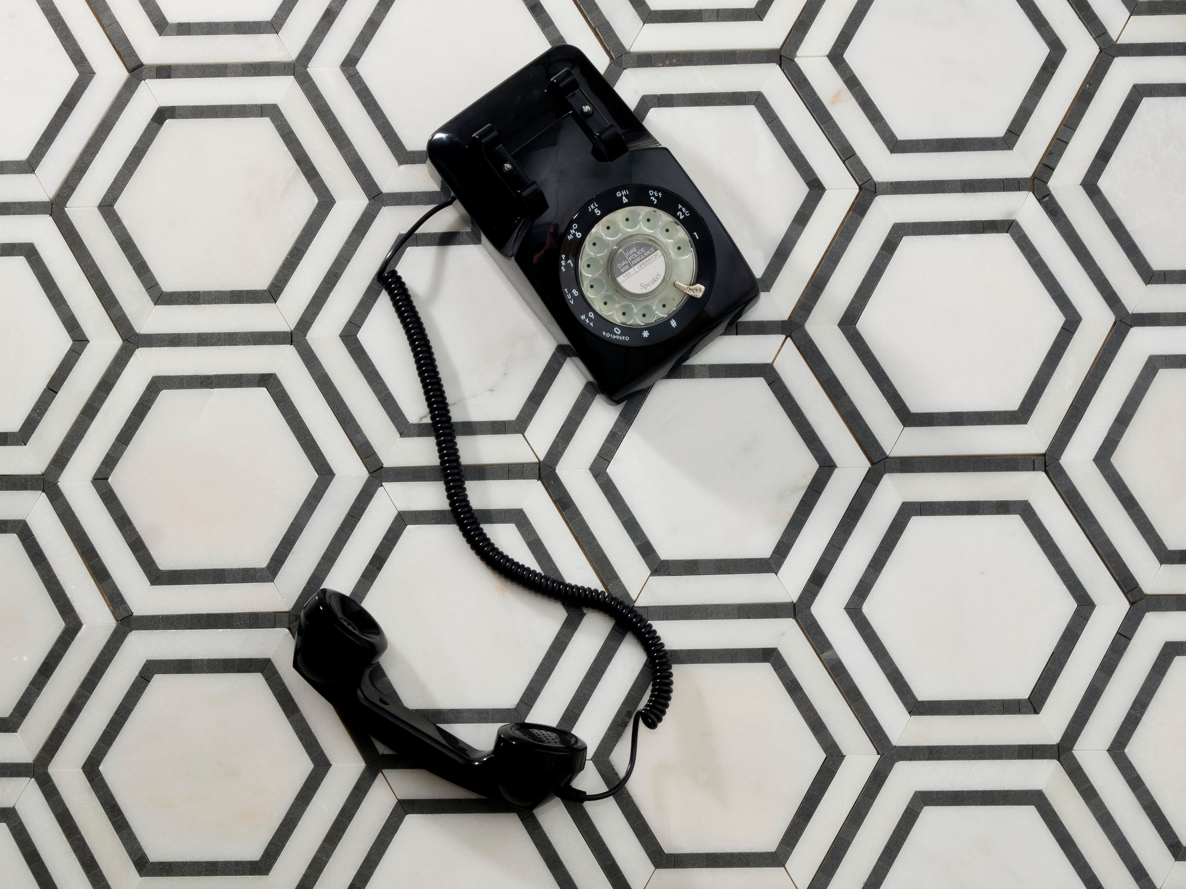 Hex Appeal | Oriental White Marble | Basalt Grey Hexagon 5" - Mission Stone & Tile